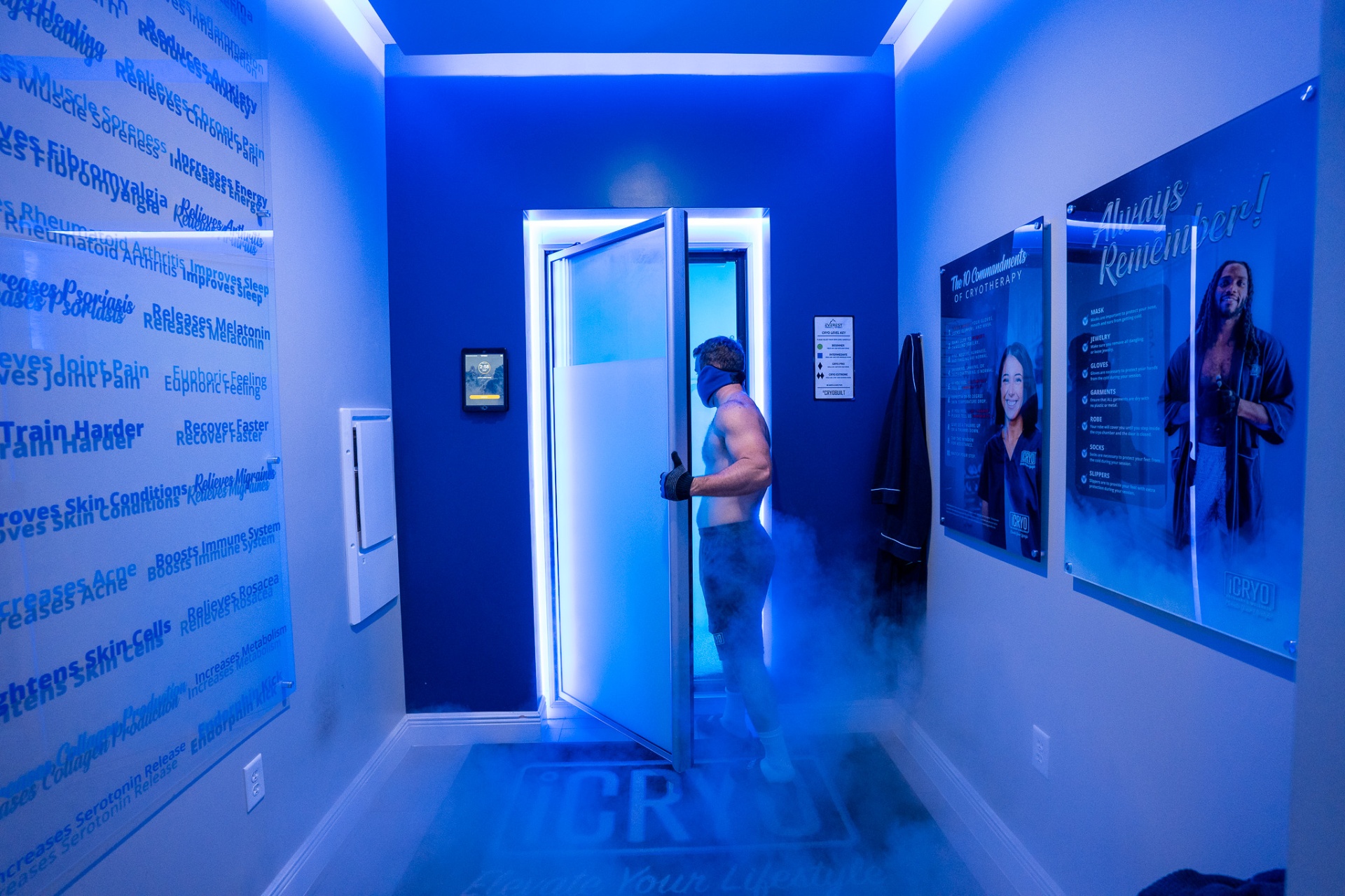 iCRYO Daniel Island cryotherapy chamber room with benefits wall