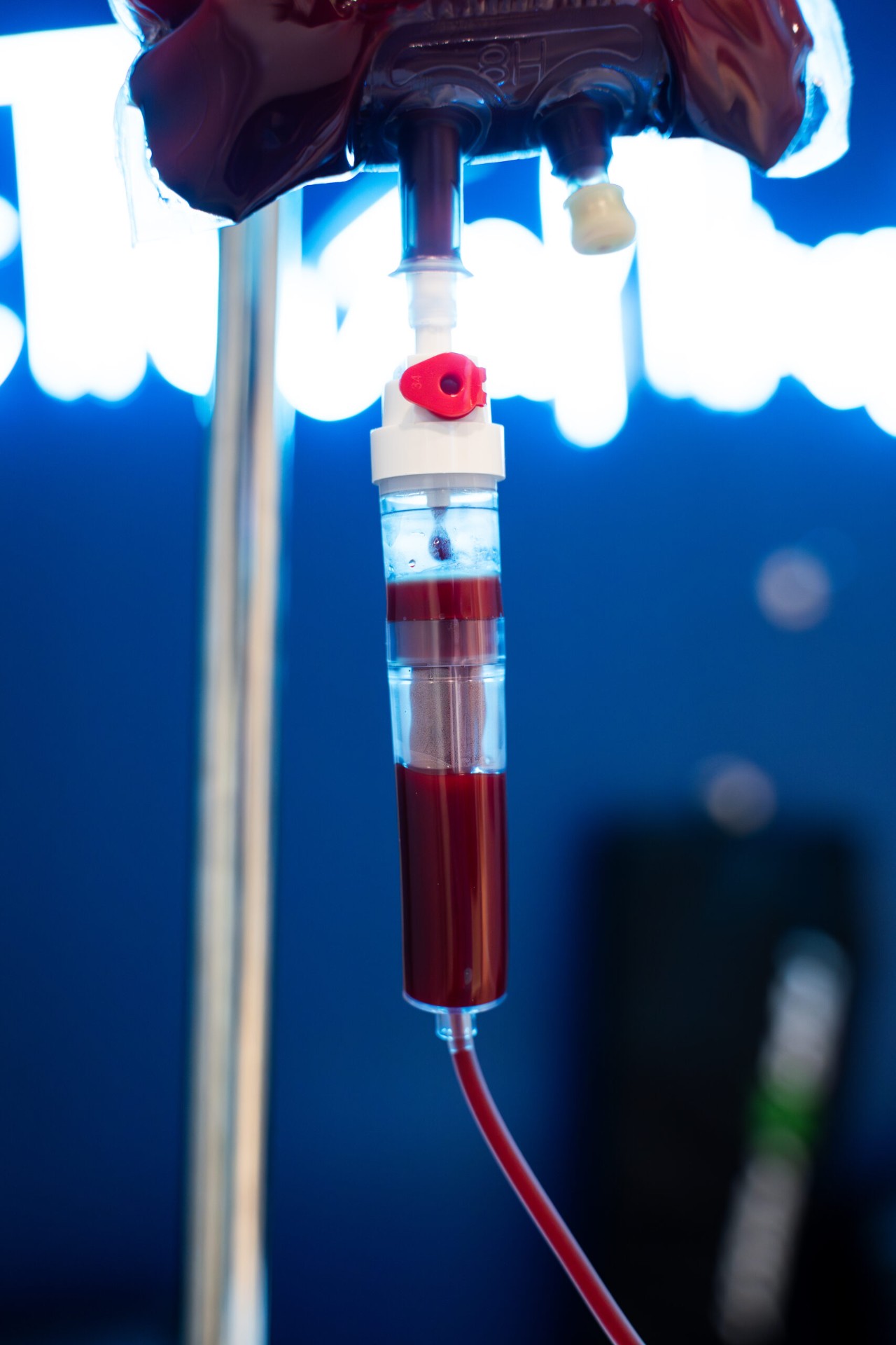 Ozone IV Preparation — Medical-grade ozone prepared for precision IV delivery. at iCRYO Daniel Island